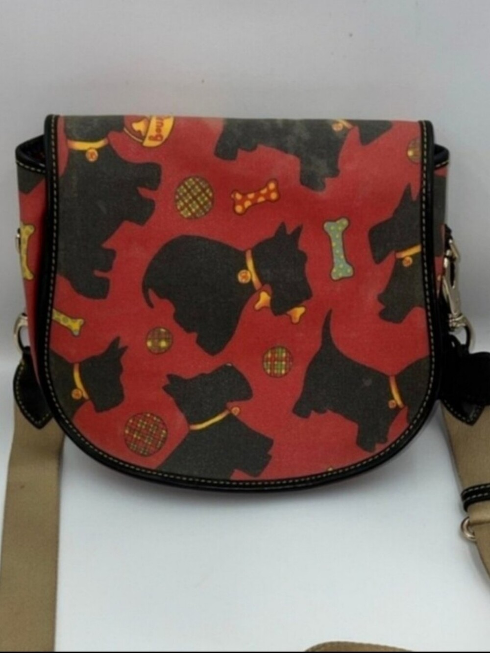 Adorable Dooney & Bourke Red and Black Scottie Dog Print Crossbody